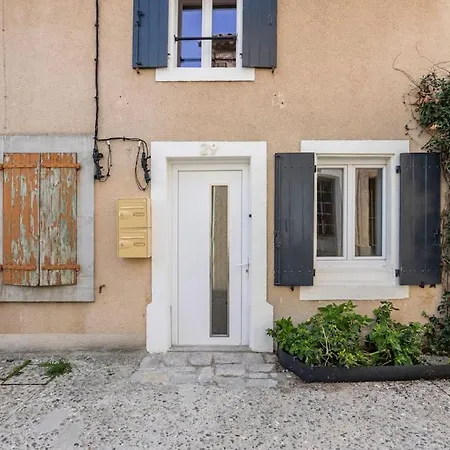 Maison Atypique Dans Circulade 아파트 *