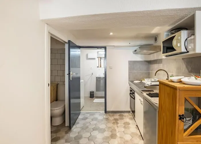 아파트 Maison Atypique Dans Circulade Bram