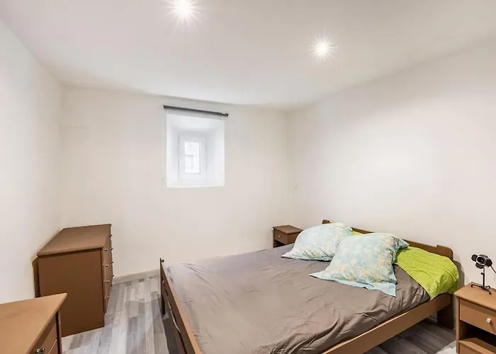 Maison Atypique Dans Circulade *