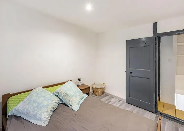 Maison Atypique Dans Circulade * Bram